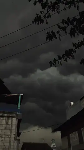 Surabaya rain  #surabaya #fyp #hujan #surabayahujan 