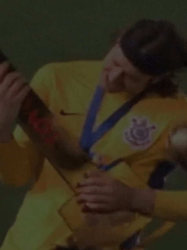 Bella e o Olmo da Bruxa X Corinthians #corinthians #bellaeoollmodabruxa #edit #afetoeoutrosesportesdecontato #vaiprofycaramba 