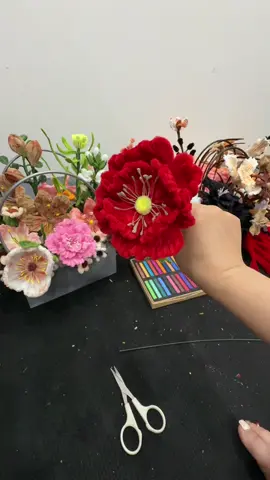 Cùng làm hoa tông đỏ đón tết nào 😍#hoakemnhung #handmade #hoakemnhung_langson #trenddecor 