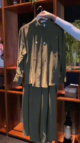 Green vibes outfit ✨ #kulothighwaist #kemejapayet 