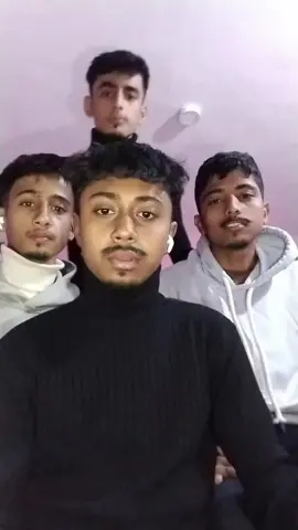 मस्कि मस्कि हिडेर जानेले मुसु मुसु हासेर हिड्नेले पागल बनाइछे!!💕 @Gaurav @manishbhattarai369 #Friends #nepalisong 