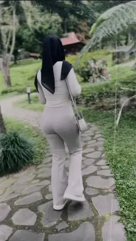 Healling 😍 ac:Car4mel #fyp #foryou #foryoupage #viral #xyzbca #healing #loveyourself #happy #lovemyself #jilbabgede #hijabstyle #hijabers #hijabootd #ootdfashion #hijabers_indonesia #hijabgirl #pulen #koleksiberharga 