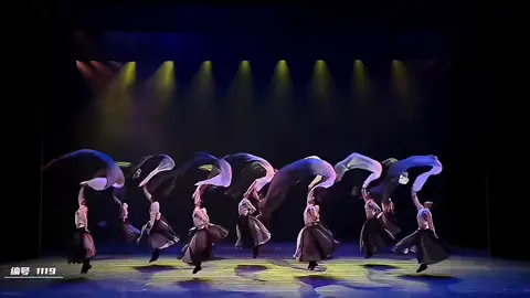 #múatrungquoc #chinadance #douyin抖音 #xuhuong2025 #tiktok 