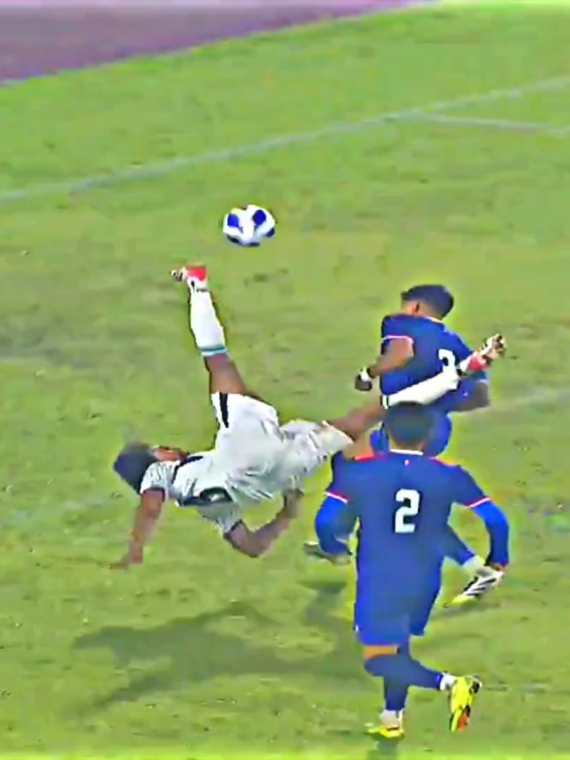 হামজা চৌধুরীর বাইসাইকেল গোল  #foryou #foryoupage #hamzachoudhury #bdfootball #footballnews 