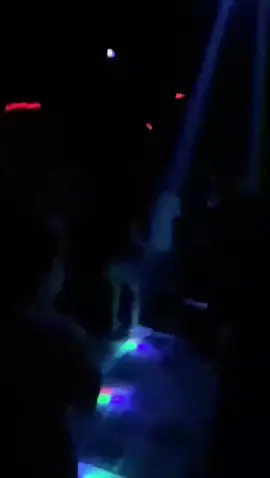 #pujasieradischotique  #discotikpujasera  #pujasiera✈️💃💃  #pujasera_manggabesar 