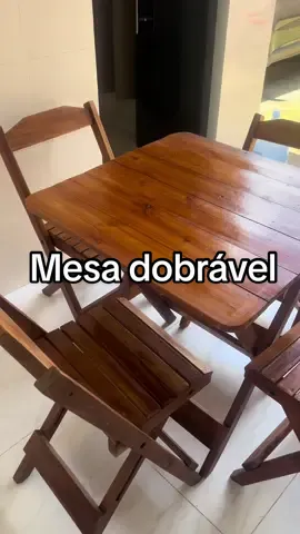 🍽️ Olha essa praticidade! 😍 O Jogo de Mesa Dobrável é perfeito pra quem ama economizar espaço e deixar tudo mais organizado. Abre e fecha rapidinho, combina com qualquer ambiente e ainda dá um toque moderno à sua casa ✨ #MesaDobrável #CasaOrganizada #DicaDeDecoração #Praticidade #TikTokShop