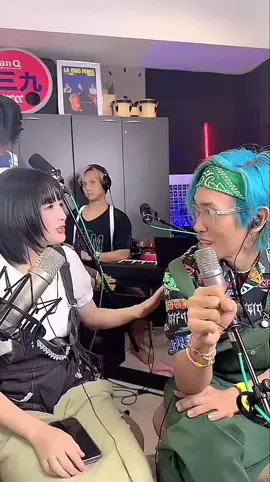 ชู้กะชู้ - เอ๊ะ ละอองฟอง  สมใจคนข้าง ๆ เลย 55555  #PingPhorest #เอ๊ะละอองฟอง  @Ping Phorest @เอ๊ะ ละอองฟอง 🎼🎤🎸🥁 