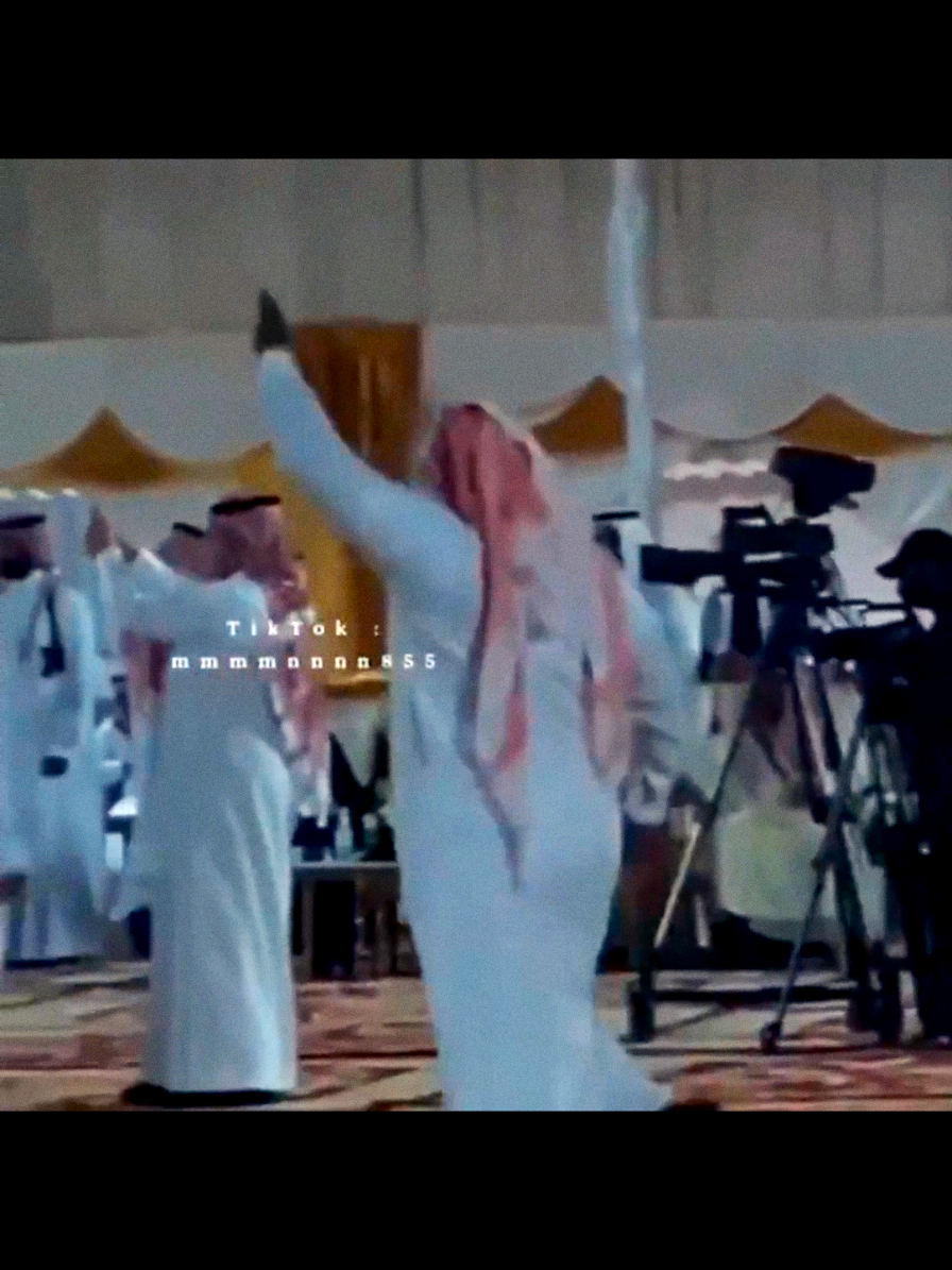 اللحظات السعيدة في حياتك لا تعوض .. أغتنمها واطلق العنان لها #سامريات #سامري #السعادة #وناسة #اكسبلور 