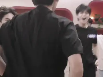 boys zumba HAHAHAH Hindi ko alam ano i caption  #pbbcelebrityedition #pbbcollab #fyp 