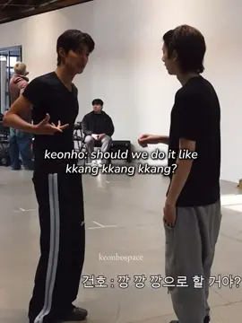 kkang kkang handshake 🤝🏻 #cortis #fyp #코르티스 #kpop #4u @CORTIS 