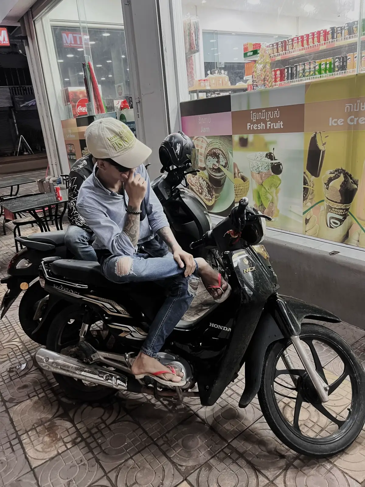 ឆ្នាំក្រោយ បិទឆាកជាក្មេងស្ទាវហើយ… #KwB #fyp 