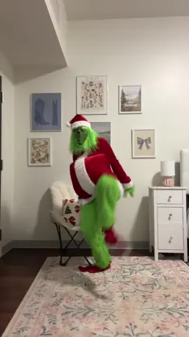 Tis the season!🎄 #grinch #christmas #fyp #dance #christmasseason 