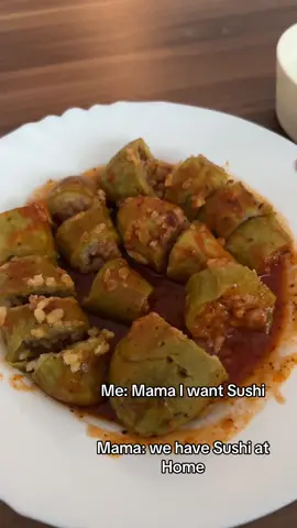 Kusa ist arabische Sushi #foryoupage #fyp #creatorsearchinsights #foryoupagee #sushi 