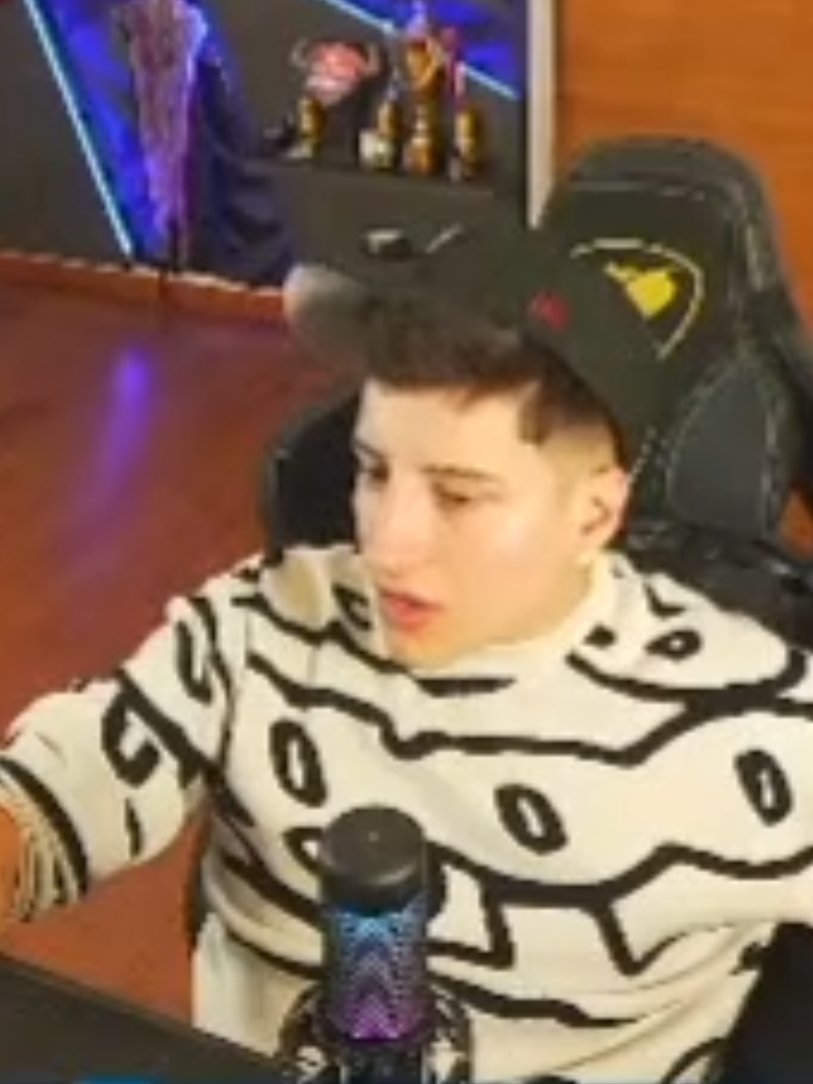 SILLA DE RUEDA JAJA @Joaquín 🧸 #valparaiso #chile #kickchile #santiagodechile #viñadelmar 