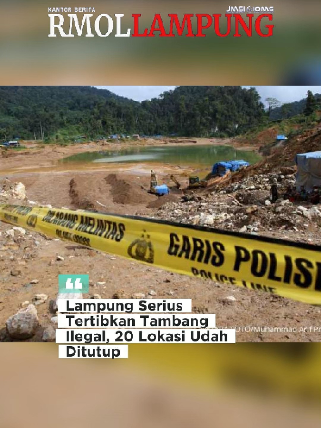 Pemprov Lampung Berkomitmen Tertibkan Tambang Ilegal, 20 Lokasi Sudah Ditutup. Pemerintah Provinsi Lampung menegaskan komitmennya untuk menertibkan aktivitas pertambangan tanpa izin (PETI) yang masih marak beroperasi di berbagai wilayah Berdasarkan data Bareskrim Polri, terdapat 32 titik tambang ilegal di Lampung, meliputi tambang pasir, batu bara, andesit hingga emas. Dari jumlah tersebut, 20 di antaranya telah ditutup oleh Dinas Lingkungan Hidup (DLH) Provinsi Lampung. Baca berita selengkapnya di https://rmollampung.id/pemprov-lampung-berkomitmen-tertibkan-tambang-ilegal-20-lokasi-sudah-ditutup #lampung #gubernurlampung #tambang #rahmatmirzanidjausal