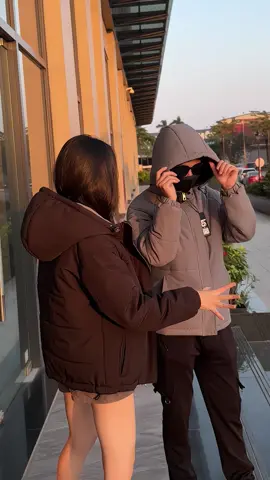 Đủ màu size trong giỏ rồi cả nhà ơi. Nhớ xem kĩ bảng size trước khi đặt nhaaa