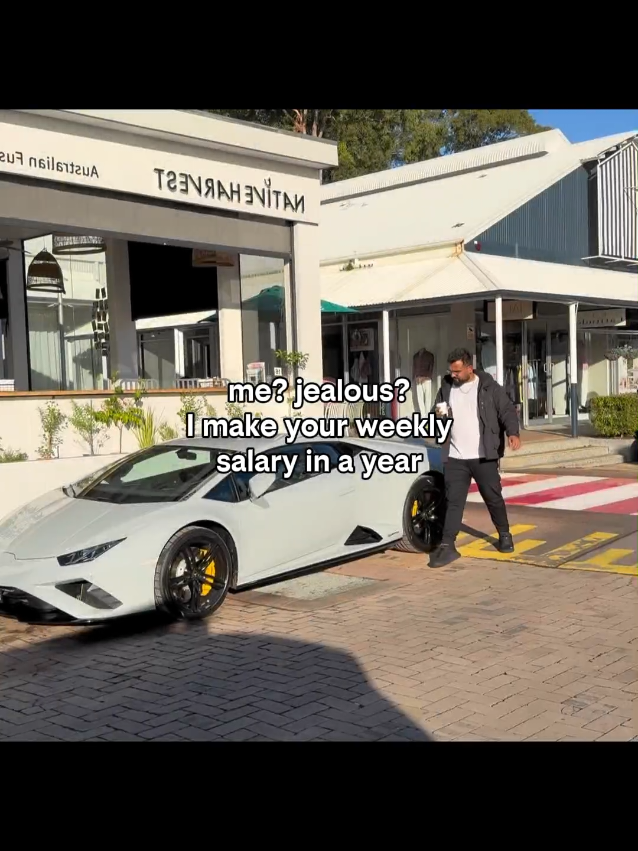 me? jealous?  @Somesh  #motivacion #mentality #rich #money 