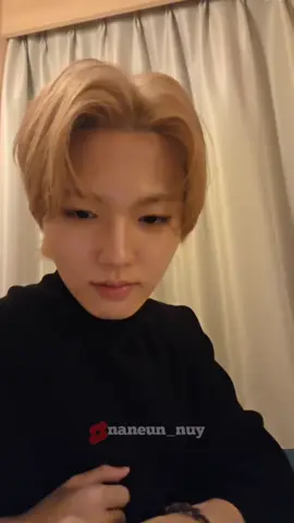 pelaku yang buat kissmark doyoung😂💋 #treasure #treasure_yg #doyoung 