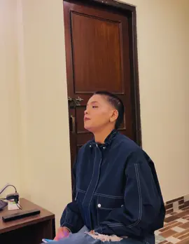 I can’t express this lyrics🖤@HarBard #alisha #peace #loveyourself 