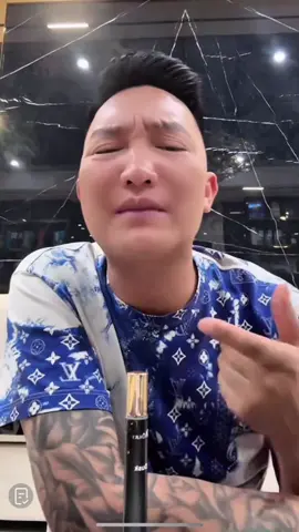 Xịt mùi này chị em chỉ có rụng trứng luôn 