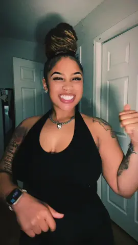 I be in my own world fr 🤣🤣 don’t pay me no mind yall 💀 #fyppage #justlex😜 #HealingJourney #MentalHealthAwareness #femsoftiktok🏳️‍🌈 