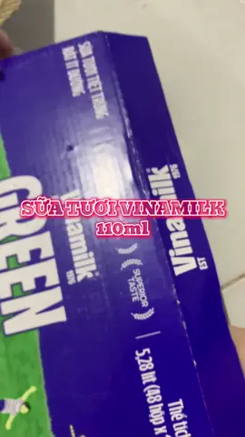Sữa tươi Vinamilk rất ít đường. Có đủ 180ml và 110ml. Thùng 48 hộp dùng được gần 2 tháng. Giá cả phải chăng, tiết kiệm chi phí #suavinamilk #vinamilk #vinamilkgreenfarm 