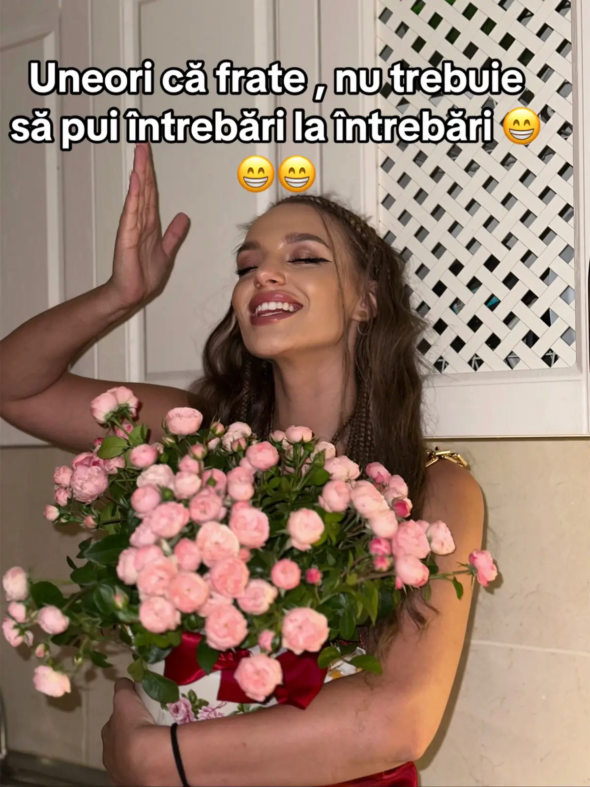 🤣🤣🤣 pentru o viață liniștită , trimite i bani lu sora ta  @vasilikhajdeu #badea #badeavasilika #familytime #familia 