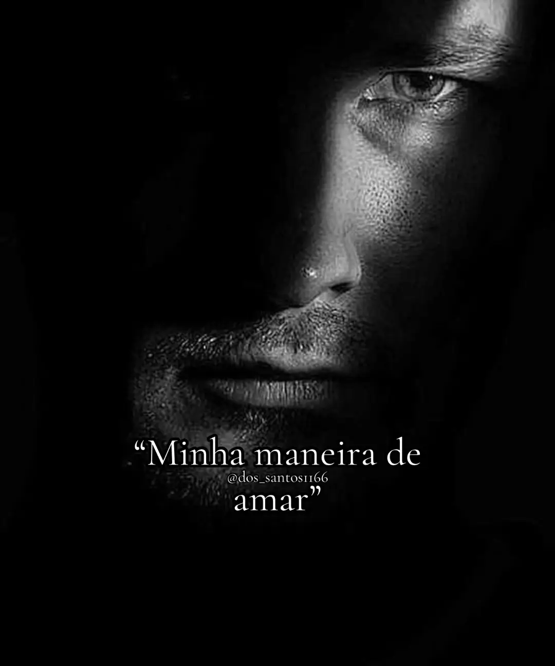 Amo sem barreiras, sem medir o quanto posso dar. Amo com silêncio, quando ninguém vê, quando ninguém percebe, mas tudo dentro de mim grita. Amo com intensidade, até me perder, até sentir que não sobra nada de mim que não seja teu. Amo com paciência, mesmo quando dói, mesmo quando esperas que eu desista. Amo com coragem, mesmo sabendo que o mundo não entende, mesmo sabendo que posso ficar sozinho. Amo porque é a minha maneira de ser, porque não sei amar pela metade, porque tudo em mim se entrega sem pedir permissão. E quando o amor se vai, não guardo rancor, não sinto ódio. Apenas levo comigo a intensidade do que vivi, a pureza do que dei e a liberdade de ter amado assim. #reflexiones #paratiiiiiiiiiiiiiiiiiiiiiiiiiiiiiii #Love #fy #ftik_tok 