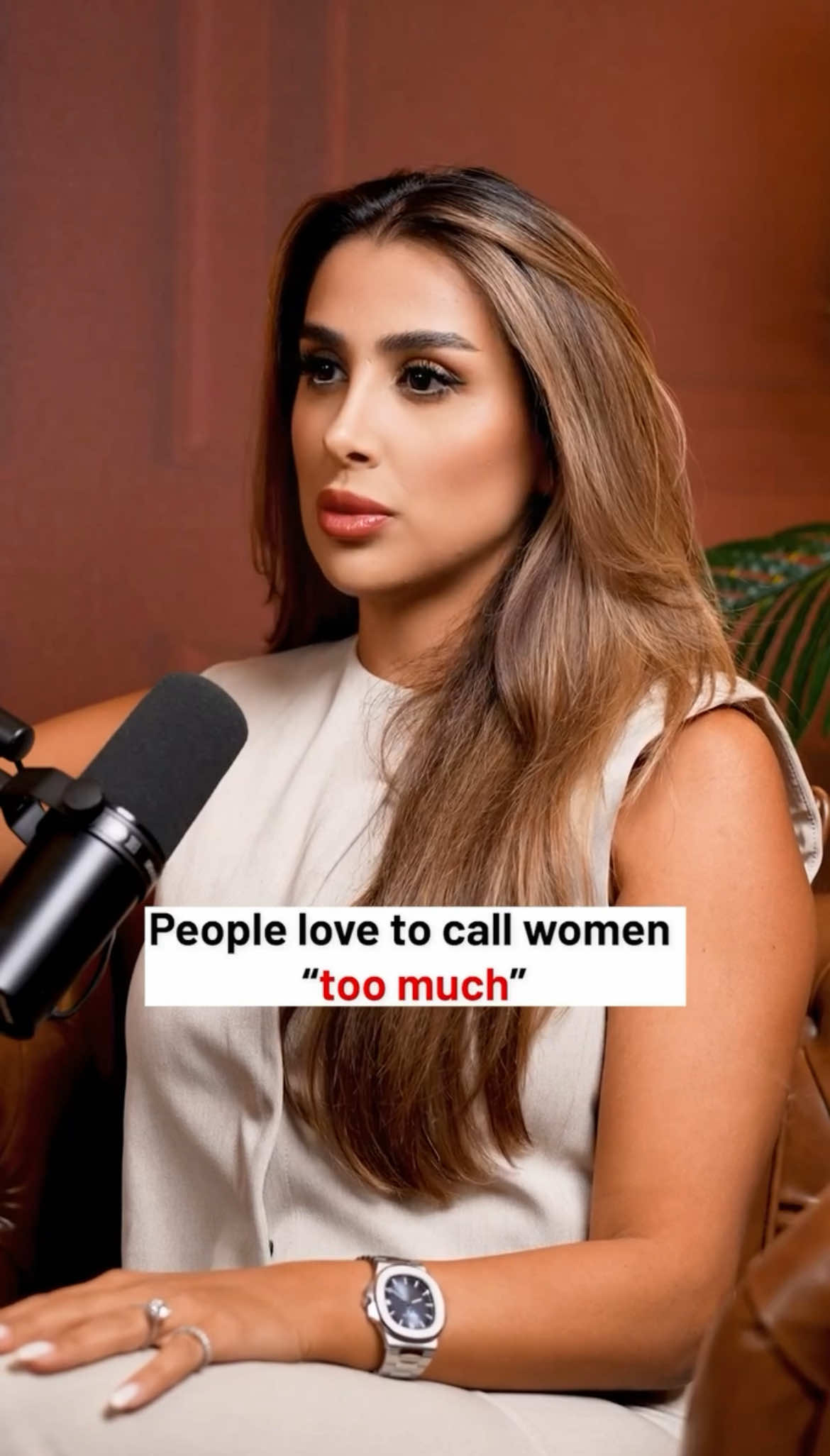 I don't want it all because I'm greedy, I want it all because I know what it feels like to have nothing. And after climbing my way out of that... I'll never let myself shrink for anyone again. #honiakader #pourtoii #fyp #viral 