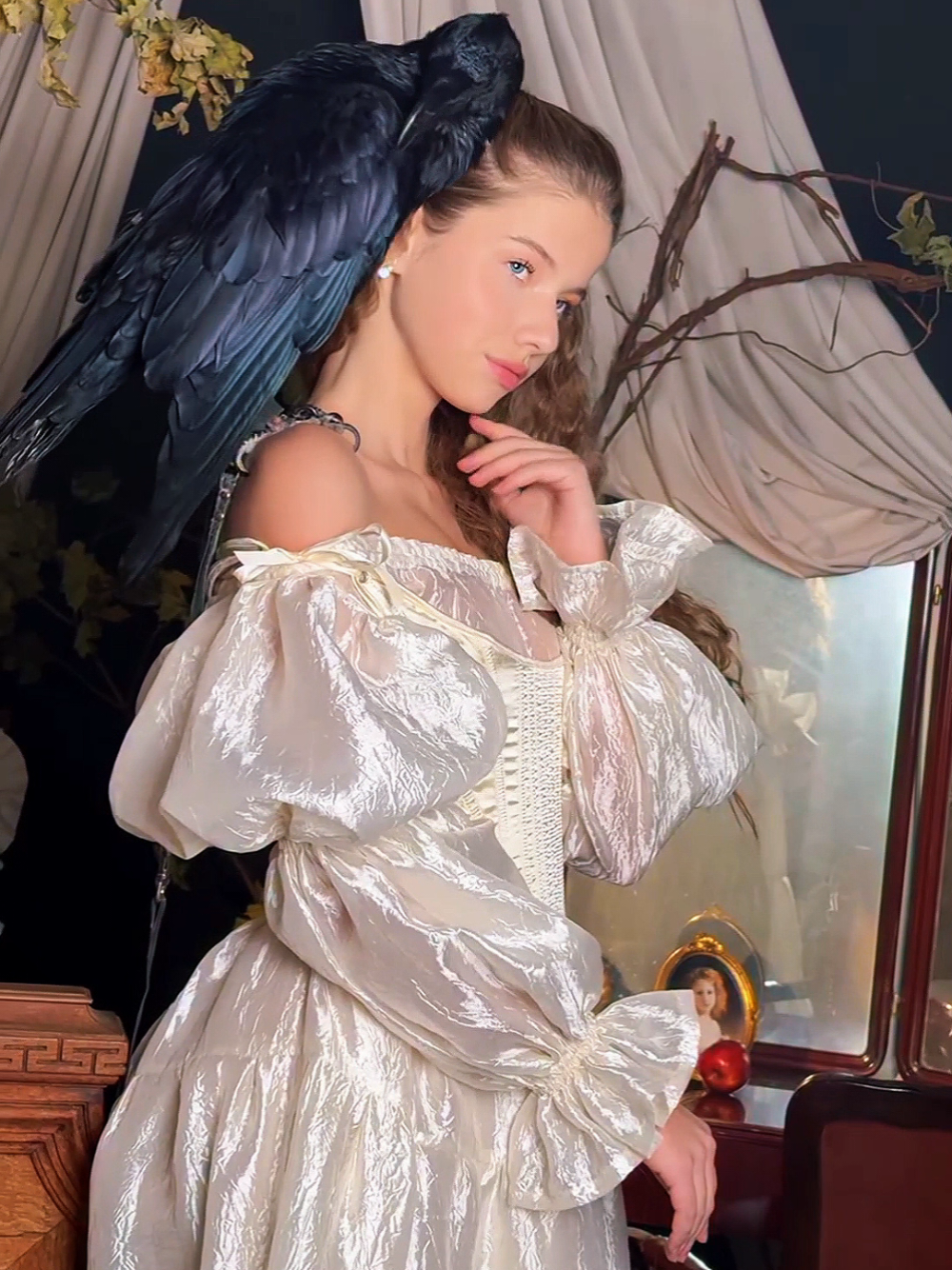 Привет, друзья😊 Каждый человек хочет, чтобы в его жизни были добрые, отзывчивые друзья, согревающие сердце слова и радующие душу поступки. Сегодня- Всемирный день доброты – праздник действия. Независимо от того, сколько человеку лет, где он живет какая у него профессия, он может сделать добро: увидеть положительное в сложной ситуации, чтобы вдохновить других; прислушаться к друзьям и семье; поделиться временем, энергией и средствами, чтобы помочь миру, в котором он живет, стать лучше. Исследования показали, что люди, постоянно совершающие добрые, хорошие поступки, чувствуют себя счастливей, редко болеют и долго живут. А те, кто не скрывает своих чувств, выражает благодарность и нежность, меньше страдают депрессией, являются оптимистами, позитивно смотрят в завтрашний день и считают свою жизнь гармоничной. В этот день я желаю в сердце теплоты и доброты в вашей душе, пусть царит гармония и порядок. Пусть окружают лишь верные и преданные люди вокруг, пусть родные всегда будут благосклонны и великодушны. С днем доброты! 🫶🫶🫶