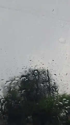 Senja dikala riuh hujan