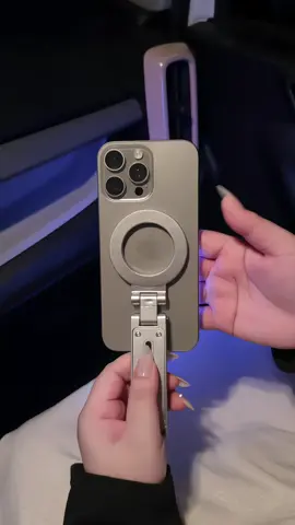 Giá đỡ kẹp từ tính , nhỏ gọn, mang ra ngoài tiện cực#ngohongdiary #viral #giadodienthoaitutinh #giadomagsafe #qiangtsstore 