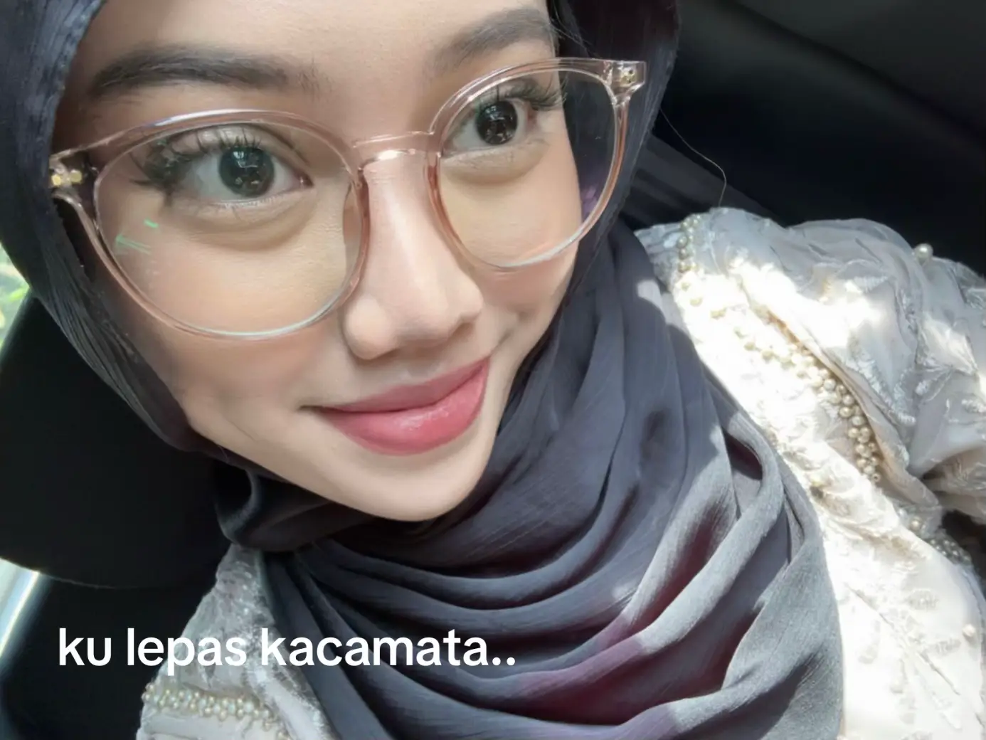 hehe lebih baik telat drpd gasama sekali