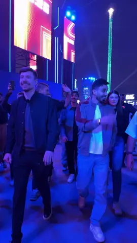 أسامه ومستر بيست من حفل إفتتاح مدينة الالعاب بيست لاند في الرياض 🇸🇦🤍#اسامه_مروه 