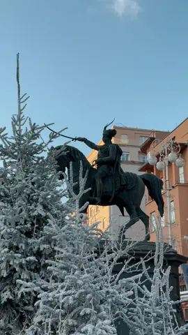 As we eagerly await the start of this year’s #AdventZagreb, let’s take a moment to look back at last year! 🎄✨ From magical lights to an unforgettable atmosphere — every moment was truly special. ❤️❄️ #VisitZagreb #LoveZagreb #Zagreb