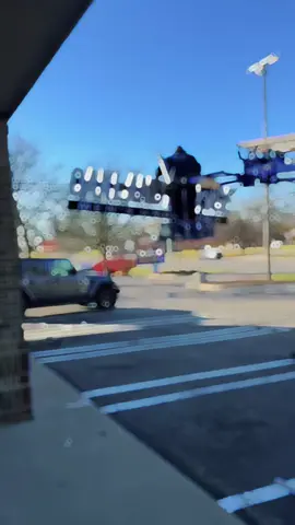 The moment you see your name on the building… Unreal. Grateful. Proud. 🤎💈 #EntrepreneurLife #SmallBusinessJourney #TheOaklandLounge #DreamComeTrue #SignReveal