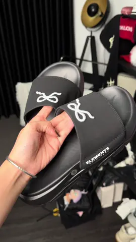 Uii chao ôi xinh thế dép mang còn coa nơ xinh xinh ne#phoidoxinhxinh #outfits #phoidoxinh #outfit 