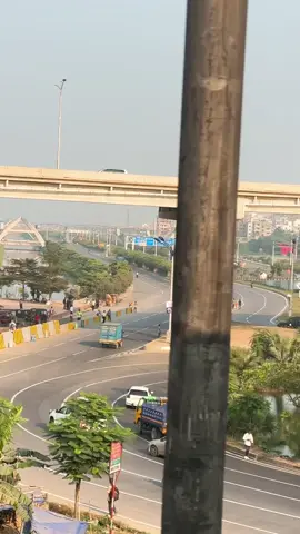 কুড়িল ফ্লাইওভার | Kuril Flyover Dhaka | Travel with Akkas  কুড়িল ফ্লাইওভার — রাজধানী ঢাকার সবচেয়ে ব্যস্ততম সংযোগ পথগুলোর একটি। দিন-রাত নিরবচ্ছিন্ন চলাচল, শহরের জীবনযাত্রার এক প্রতিচ্ছবি। এই ভিডিওতে দেখা যাবে কুড়িল ফ্লাইওভারের মনোমুগ্ধকর দৃশ্য Travel with Akkas-এর ক্যামেরায়। 📍 Location: Kuril Flyover, Dhaka, Bangladesh 🎥 Filmed by: Travel with Akkas 📲 Follow for more travel moments: 🔗 TikTok: @TravelWithAkkas 🔗 TikTok (Backup): @MDAkkasAli 🔗 YouTube: youtube.com/@travelwithakkas #Trav#TravelWithAkkasi#KurilFlyoverk#DhakaCityg#BangladeshyView  