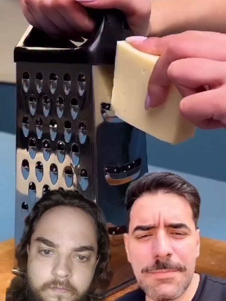 Pra que eu penso tanto nessa legenda se no final ninguém lê #fyp #memesbr #humorbr #humor #react