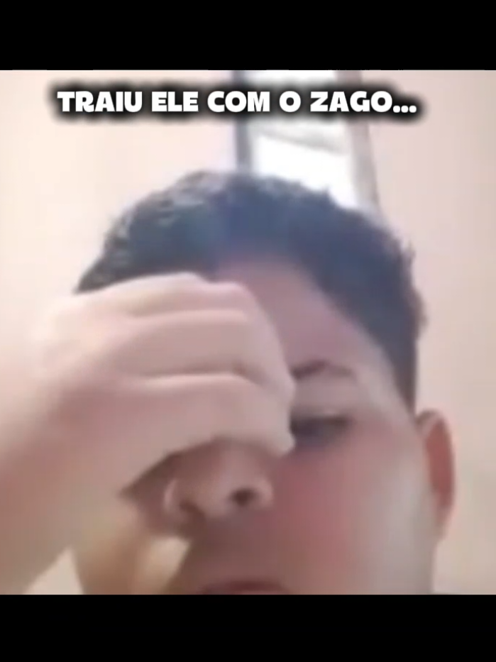 Dafuria pegou a Débora João conversando com o zago, 