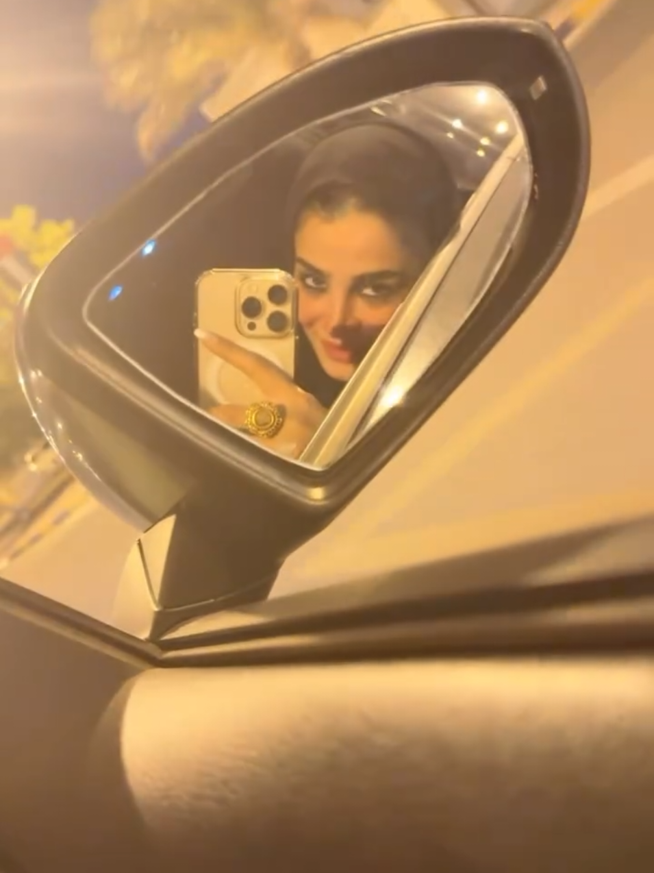 #الديوانية_سماوه_كربلاء_نجف_حله  1 بغداد #لايك_متابعه_اكسبلور  #مساء_الحب_والسعاده_متابعيني💕 