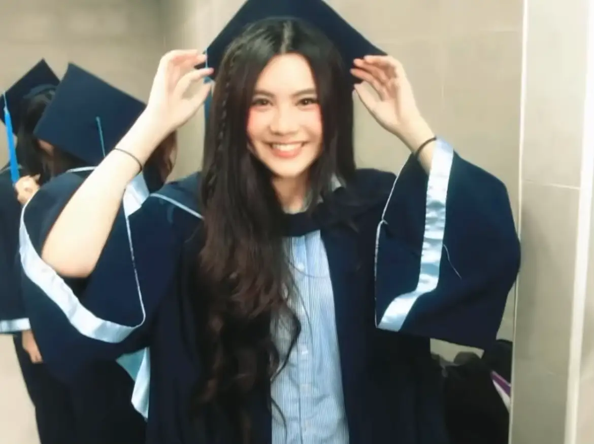 Vậy là em Dẻ cũng đã dần trưởng thành ròi, thời gian trôi nhanh thật nhỉ, nhớ ngày nào em còn bé tí 🥺🥹 #congaiquyenlinh #maithaongoc #hatde #khongthoigian #duongdomic 