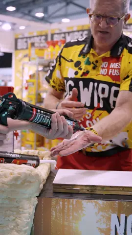 Sticky. Claggy. Impossible to shift… Not when you’ve got Big Wipes 💪