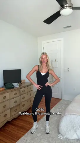 Ended up finding the best pistachiomatcha latte #o#OOTDm#matcha