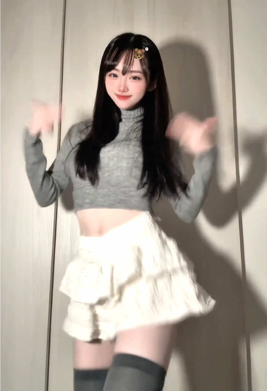 このクマとろろのこと好きみたい。ずっとついてくる。