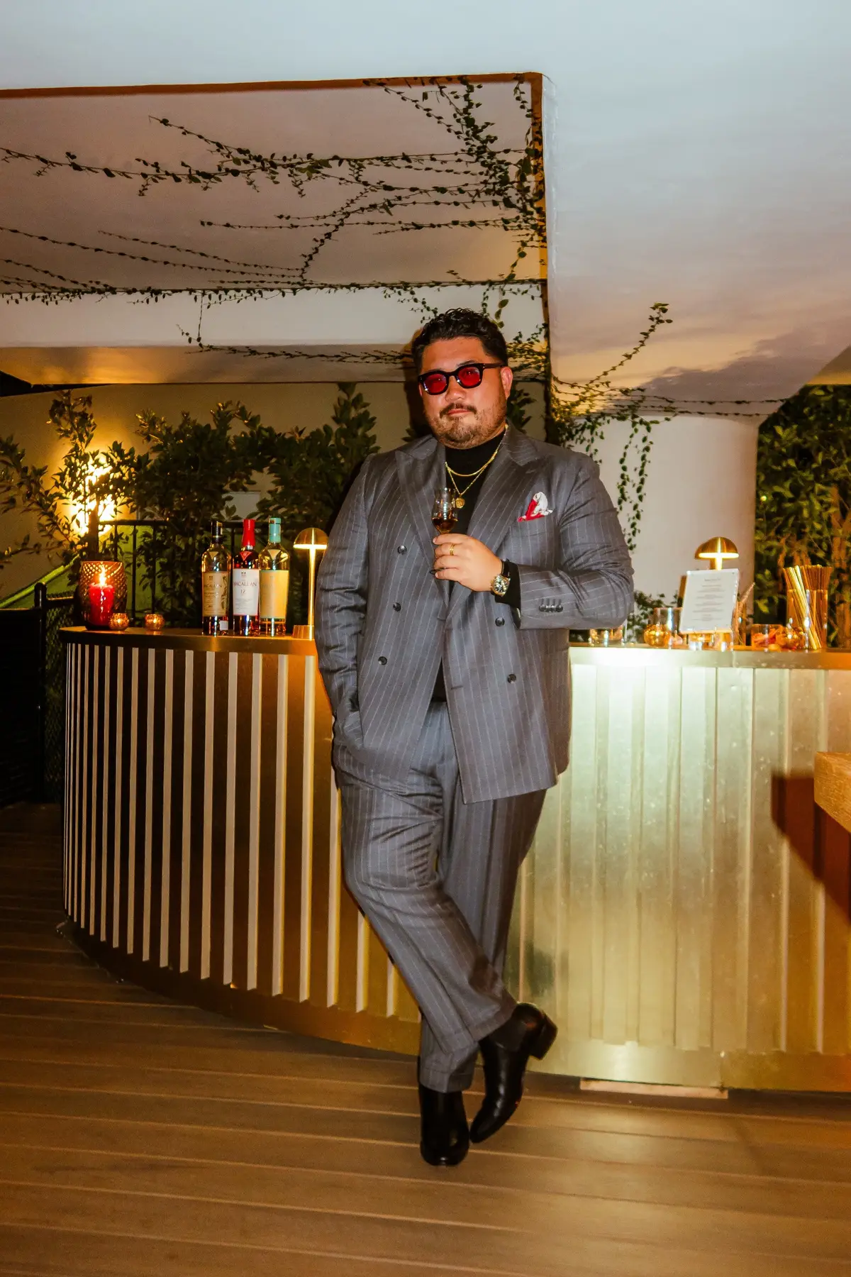 Nothing quite like a night out with #TheMacallan and good company!... @George Laboda @Jeff Yamazaki @Leo Chan @Vince Lee |  MRVLSTYLE 💡 @The Perfect Fit by uoMos @Suitsupply  🥃 #fyp #fashiontiktok #menswear #mensfashion 