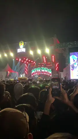 Banyumas ,lap tambak negara jadi saksi “ego wong tuo” bersama @NDX AKA  #purwokerto #purwokertodrone #purwokertoviral #ndxaka #konserndxaka 