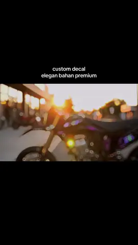 Decal custom CRF 150l #fyp #decalcrf #customdecals #crfsupermotoindonesia 