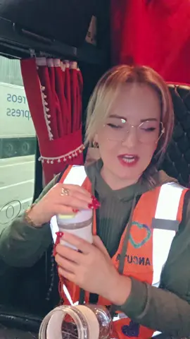 Folosiți  apă  de cuișoare  ca esre foarte  sănătos!🙏🙏🙏💯💯💯💯💙💛❤️🇷🇴🇪🇦🇷🇴 #fyp  #sănătate  #gageaancuta  #fyp #sănătate 💙💛❤️