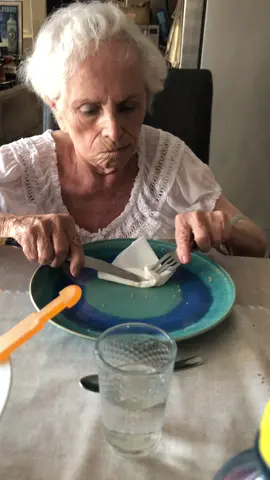C’était aussi ça… la maladie 🥹 #alzheimer#parkingson#mamie#